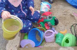 Spielen im Sandkasten